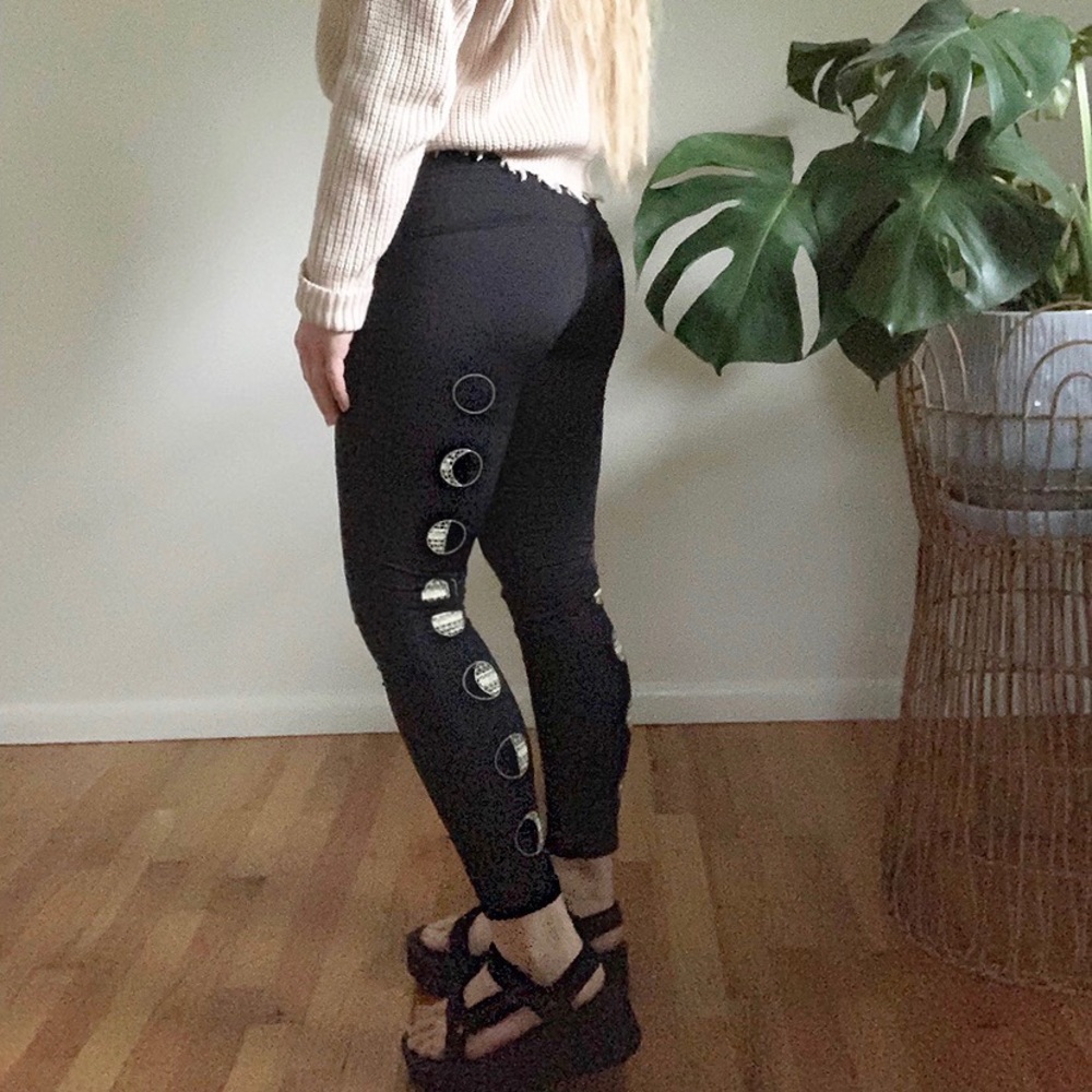 Moon-phase Black Leggings Loungewear